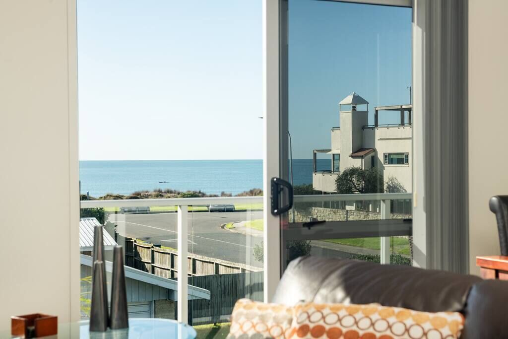Mount Maunganui Apartment | Longbeach Ocean Paradise