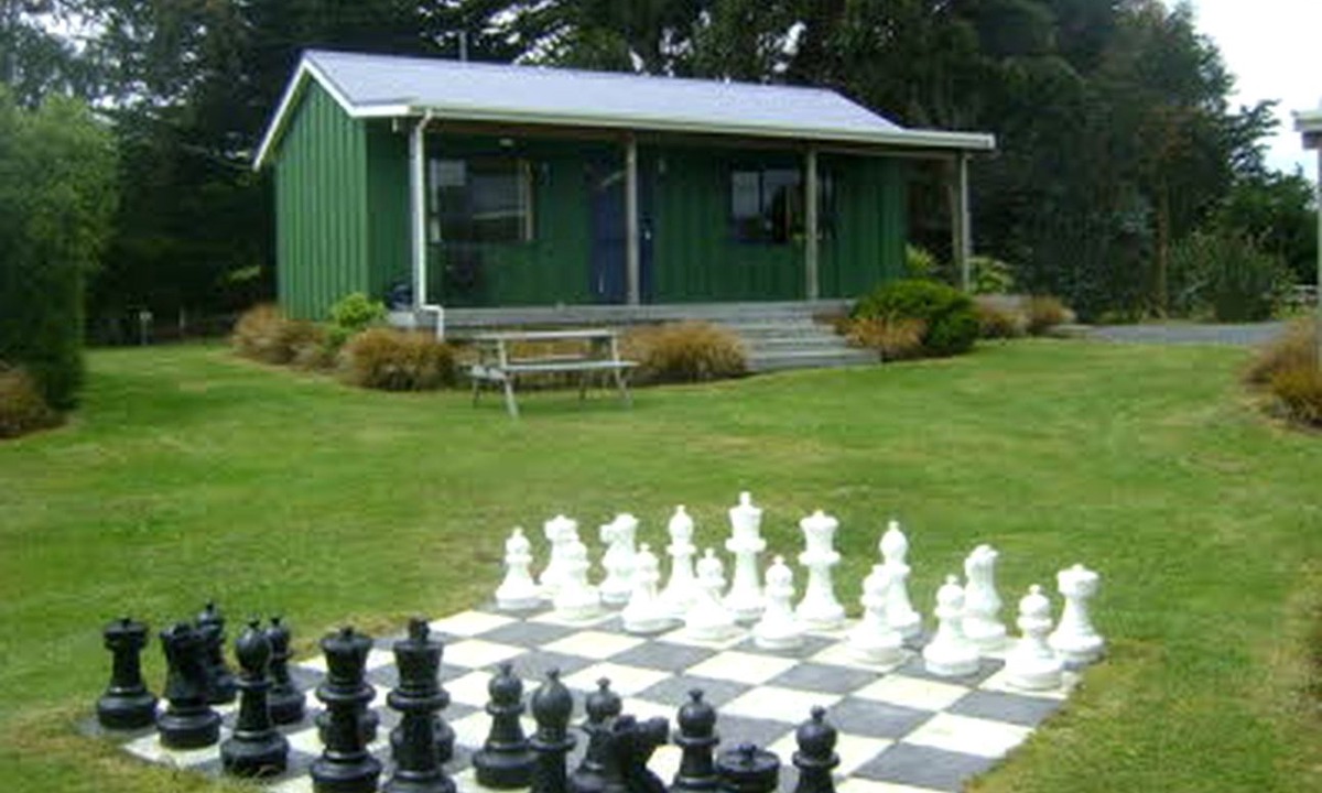 New Haven Cabin | Family-Friendly Holiday Rental with Sea Views in Newhaven, New Zealand