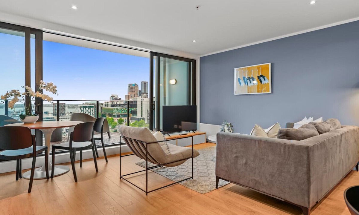 Auckland Central Business District Apartment | Stunning Skyline CBD Luxe Home with 2 Carparks