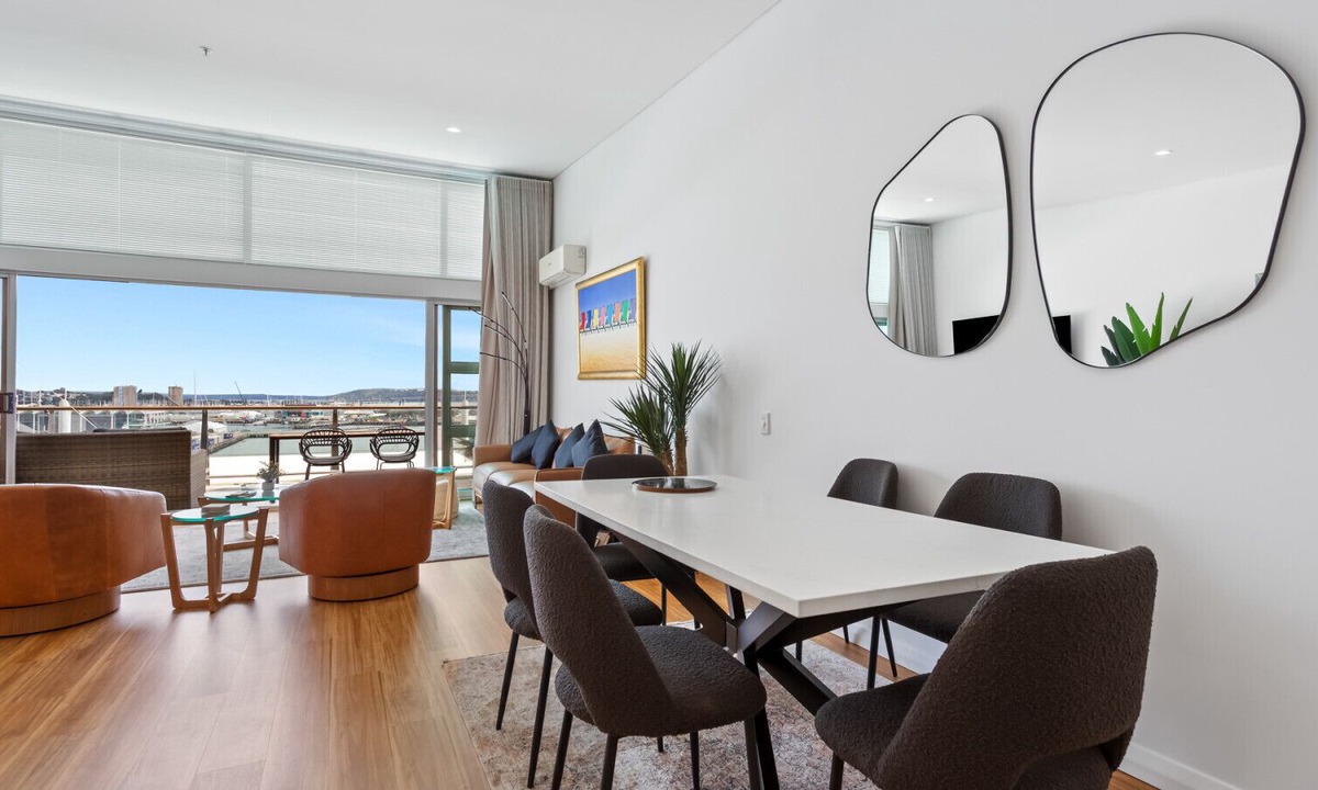 Auckland Central Business District Apartment | Harbour View 2-Bedroom on Iconic Princes Wharf