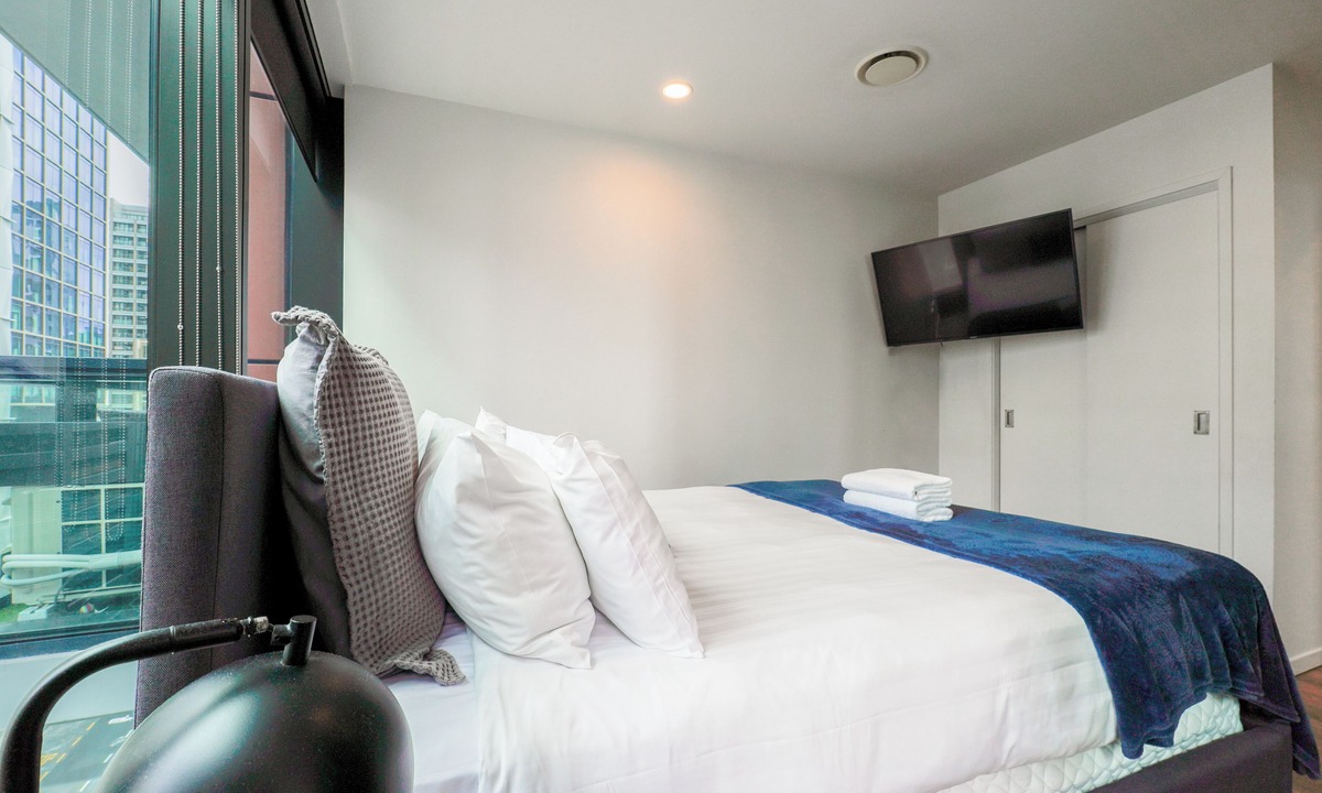 Auckland Central Business District Apartment | CBD Sea-View 1-Bedroom Apartment