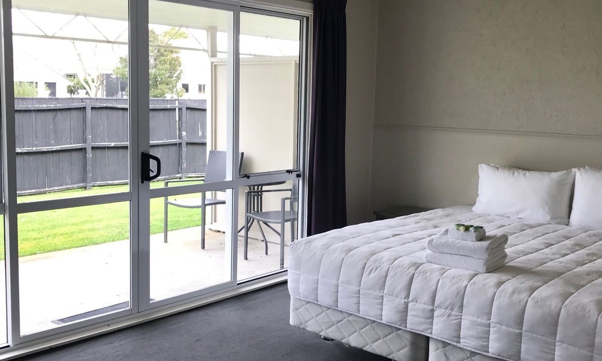 Cambridge Apartment | Valmai House & Motel