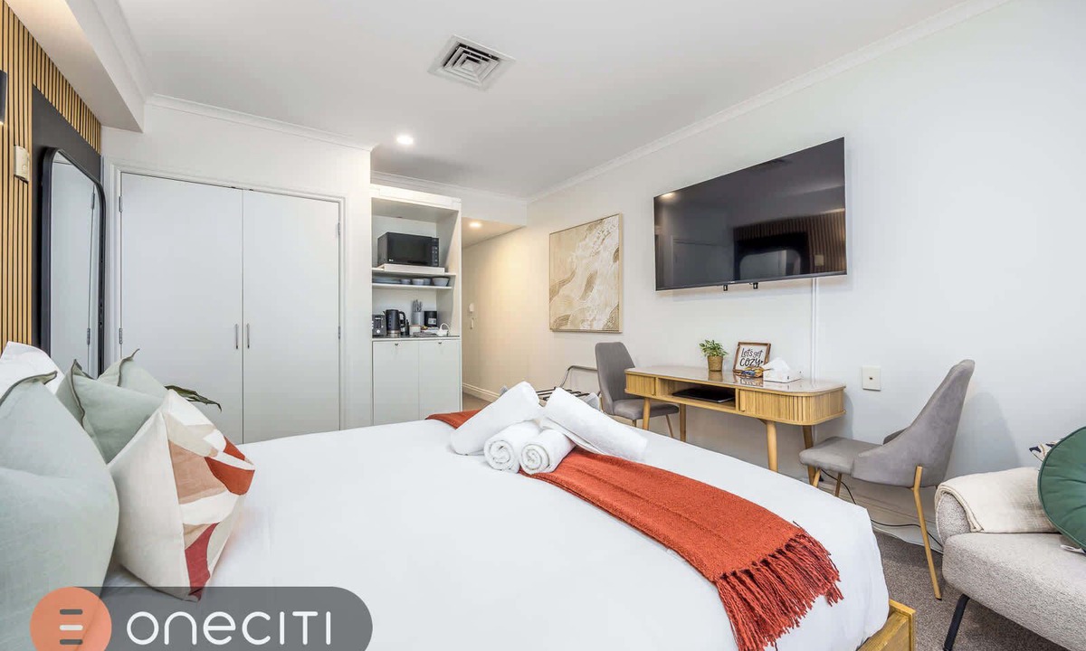 Auckland Central Business District Apartment | Restful Retreats on Queen Street