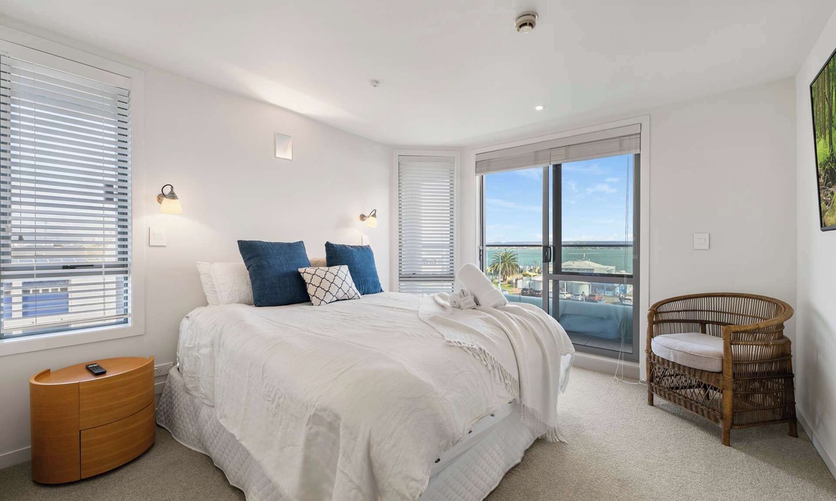 Mount Maunganui Apartment | The Penthouse Pad