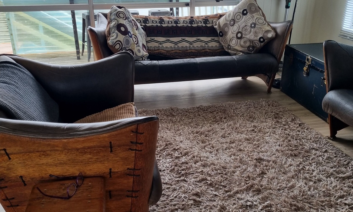 Pataua House | Relax, Coastal and Warm-Top Deck Beach House