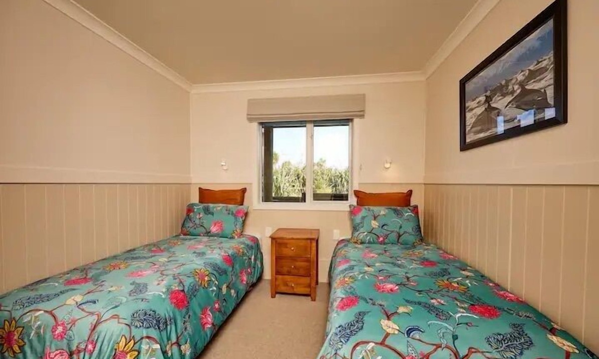Kaikoura Apartment | Kakatu Retreat - Swallows Nest, Kakatu Retreat | Swallows | Nest | Breakfast Included