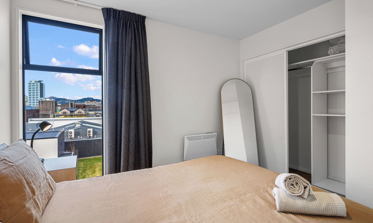 Christchurch City Centre Apartment | Central 2BR Apartment with City Views & Secure Parking