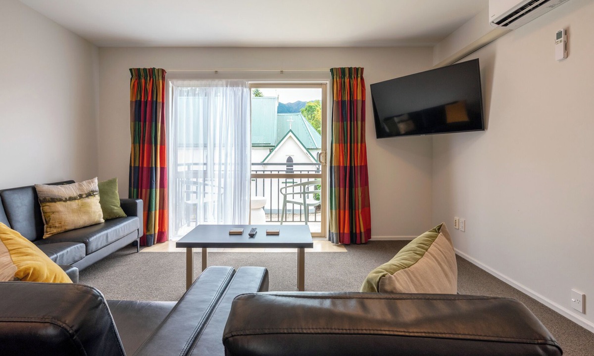 Hanmer Springs Apartment | Tussock Peak Lodge