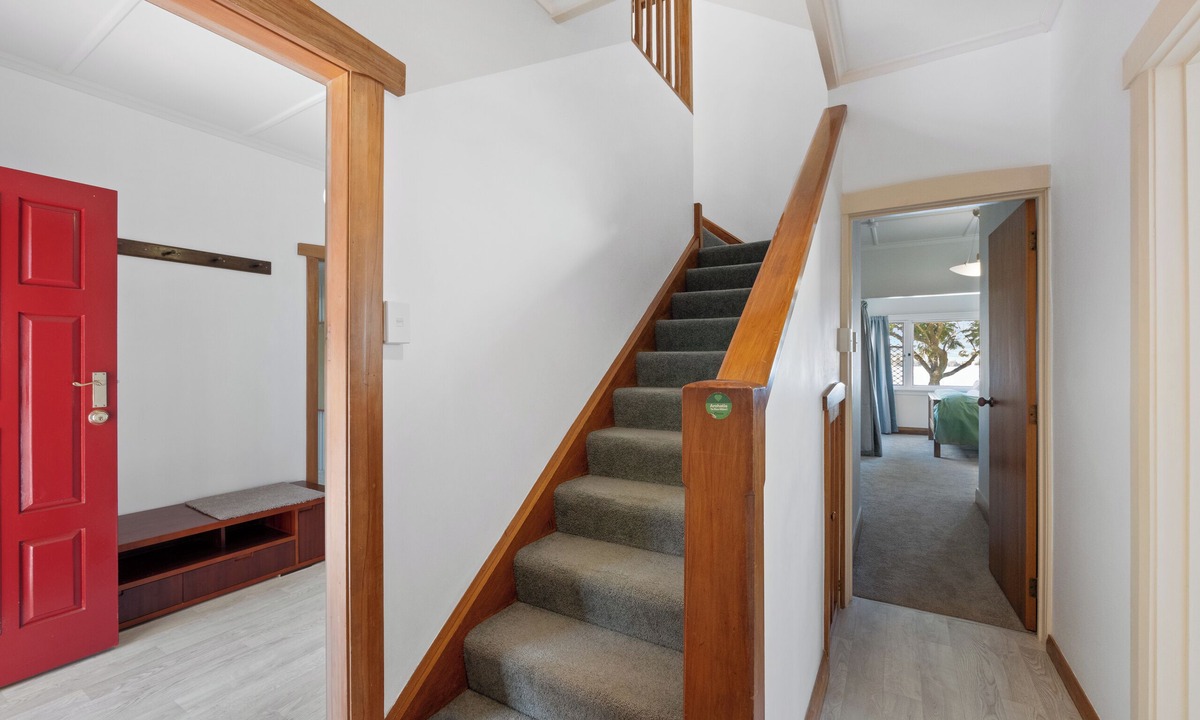Tauranga South House | The Sustainable House - Tauranga Holiday Home