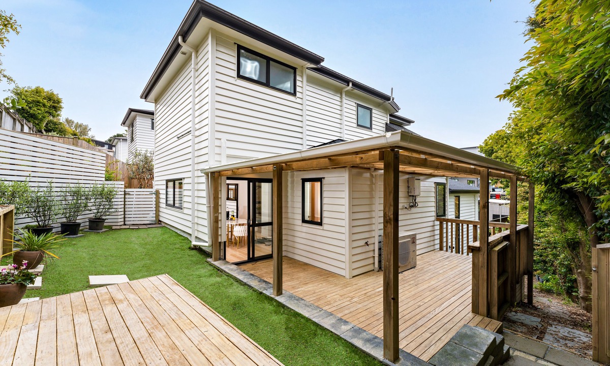 Hauraki Villa | Modern Home Takapuna | WI-FI | near Beach & CBD