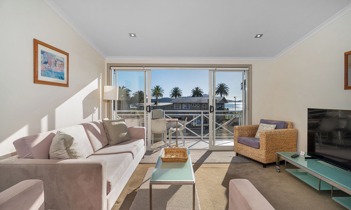 Whitianga Apartment | Crowsnest Apartments
