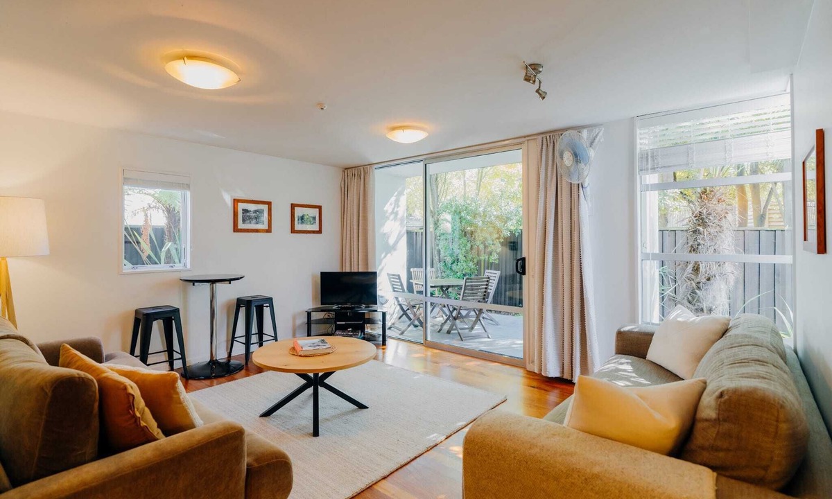 Sumner Apartment | Sumner Bay Motel & Apartments