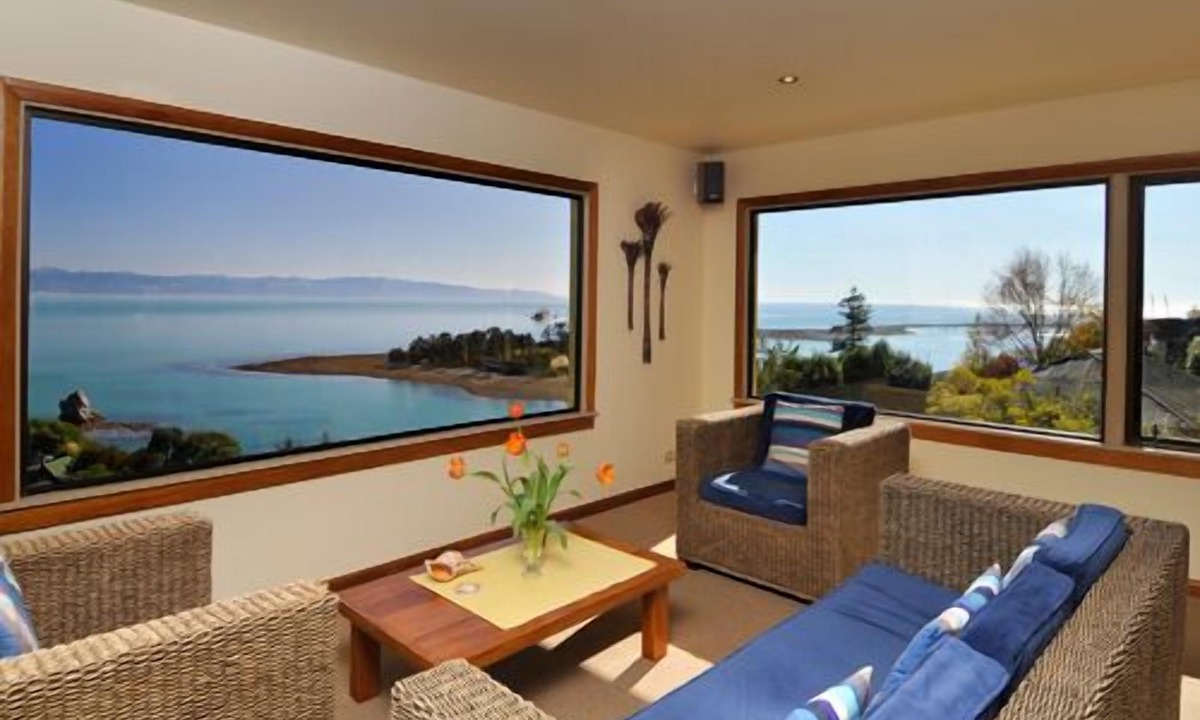 Britannia Heights Apartment | The Wheelhouse Inn