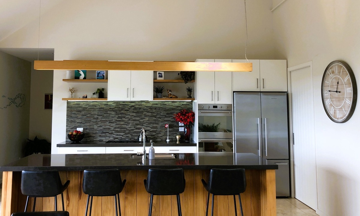Papamoa House | Luxury Papamoa escape, heated pool, amazing views, a family paradise!