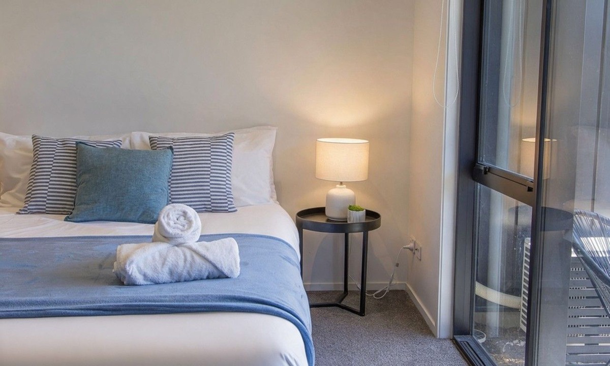 Lower Hutt Apartment | Macky Street Studio Retreat