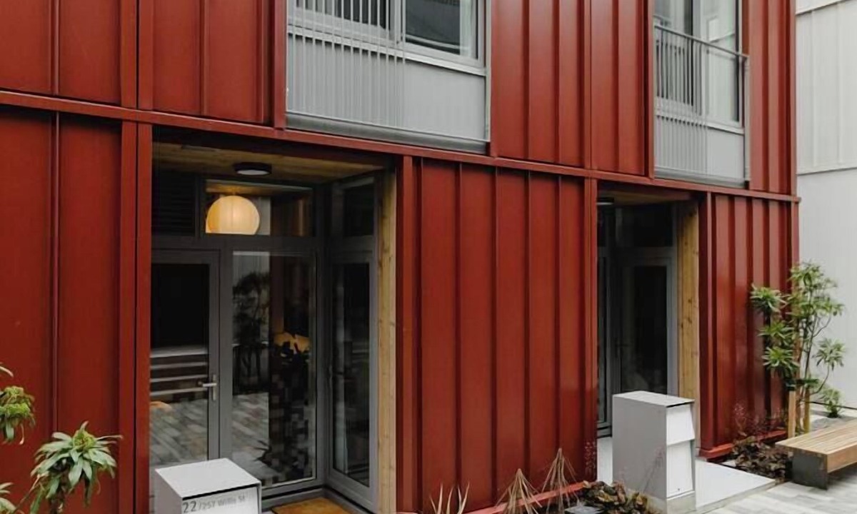 Te Aro Apartment | Urban Oasis | Spacious 3BR Townhouse w Terrace