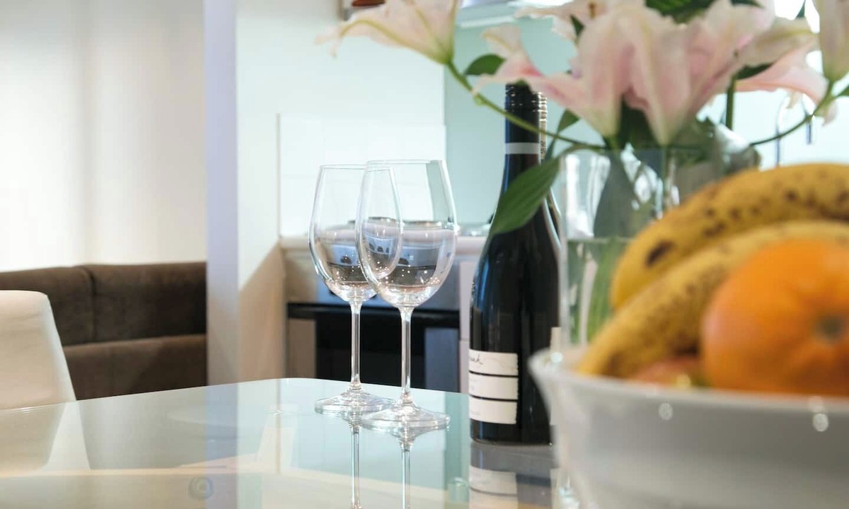 Te Aro Apartment | Comfy on Cuba Suite - Great Location Close to Attractions, Shops & Eateries