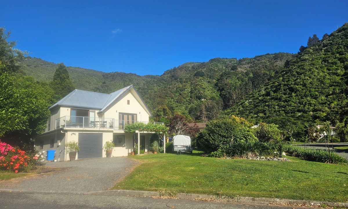 Anakiwa House | Tirimoana Family Beach House