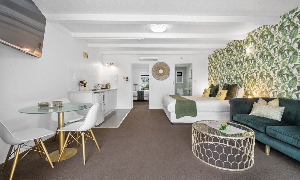 Orewa Apartment | Orewa Beachcomber