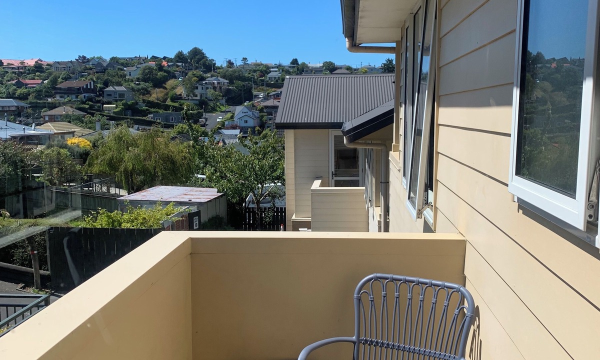 Dunedin Apartment | March Apartments