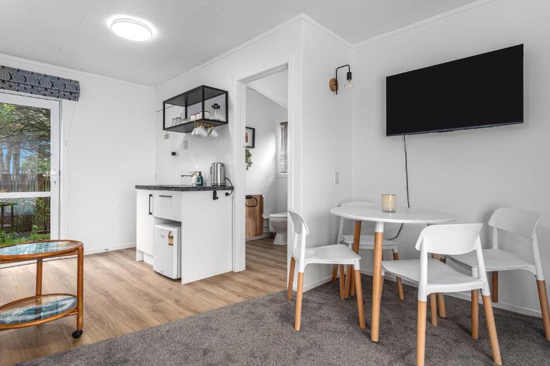 Ohope House | Coastal Haven Retreat - 4 Bedrooms