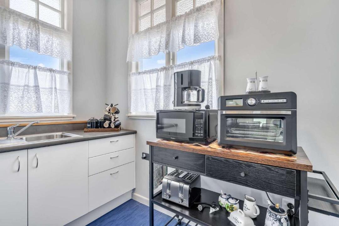 Ruawai House | Ruawai Post Office Accommodation