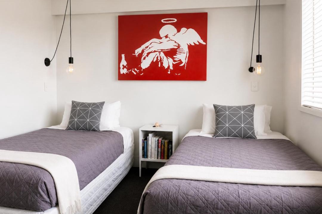 Mount Maunganui Bed & Breakfast | Bach By The Beach