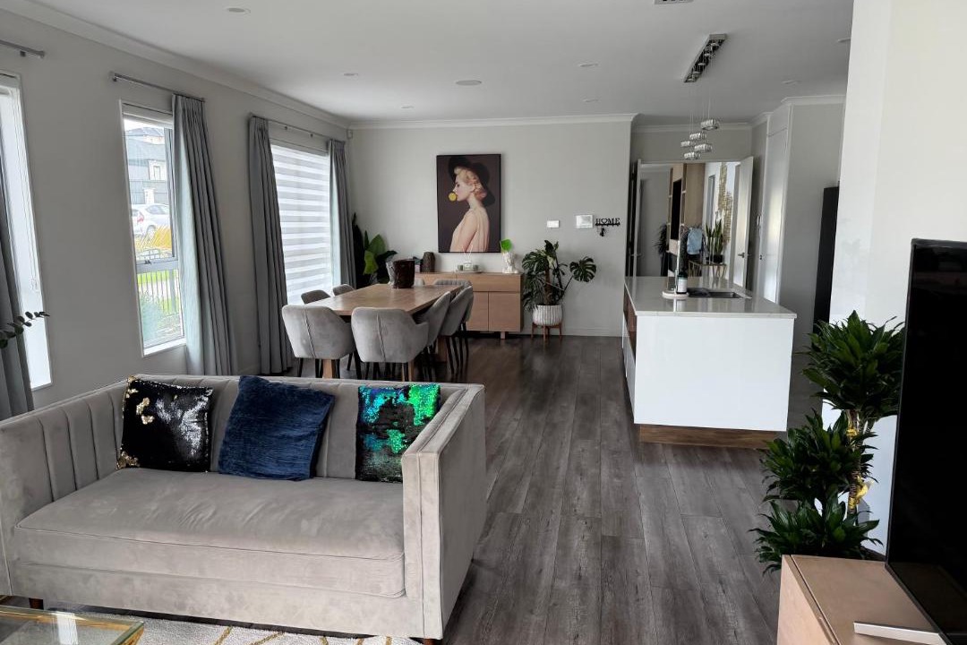 Auckland House | The Flatbush Resident