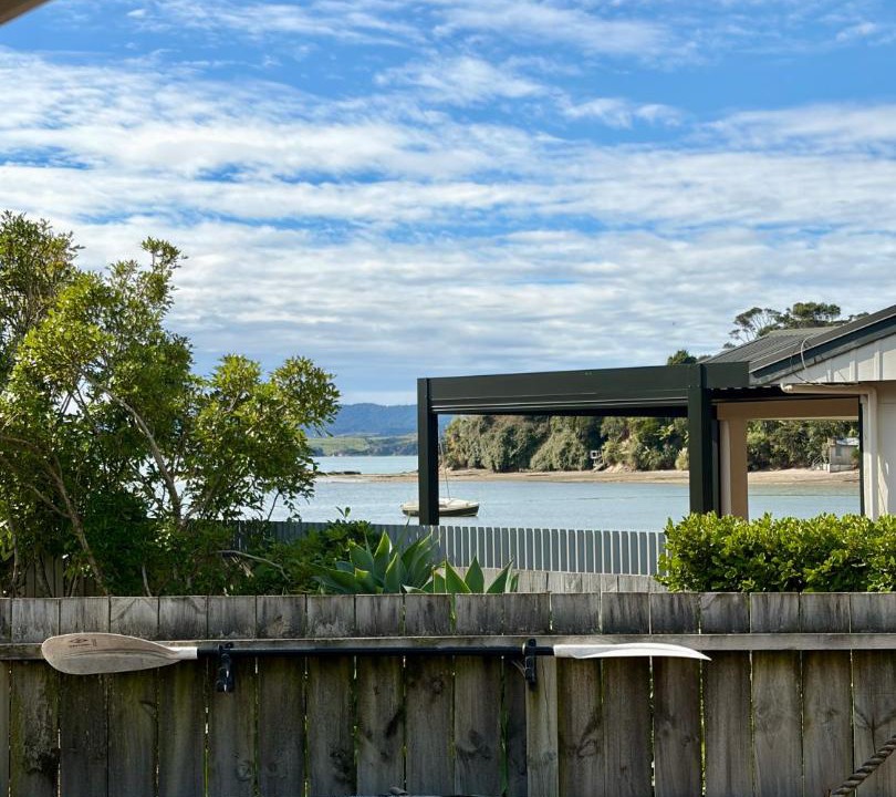 Raglan House | Lorenzen Bay - Fire Pit, SUP, Harbour View & Walks