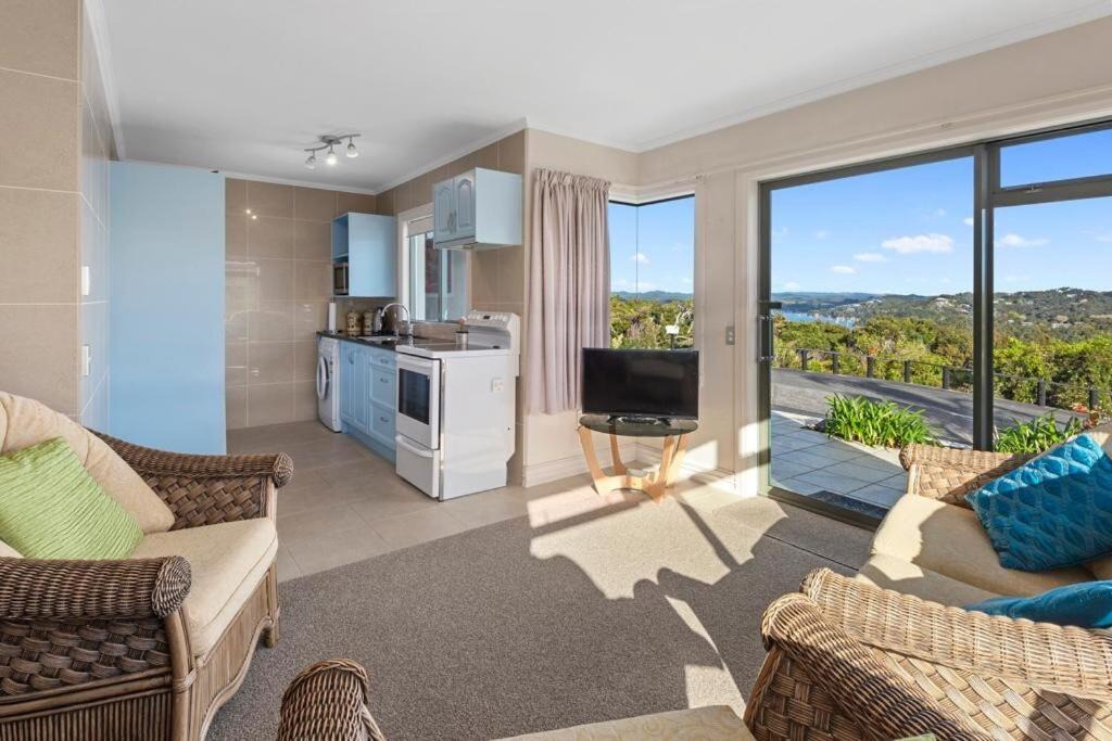 Paihia House | FABULOUS HOLIDAY HOME WITH VieW