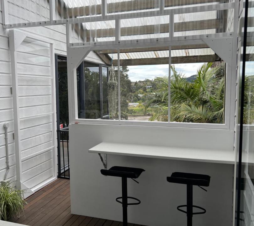 Kerikeri House | Restful Kerikeri Retreat - Spa, Views and Private Bathroom