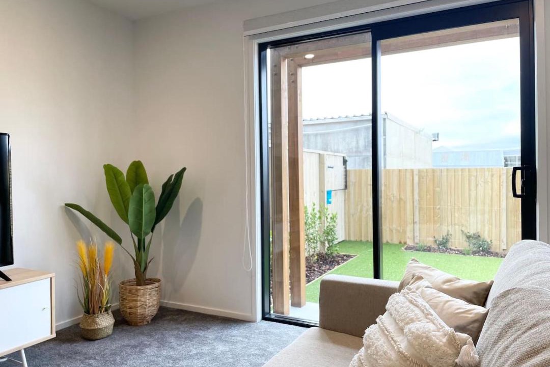 Addington House | Lincoln Two Bedroom Townhouse with Courtyard and Free Parking