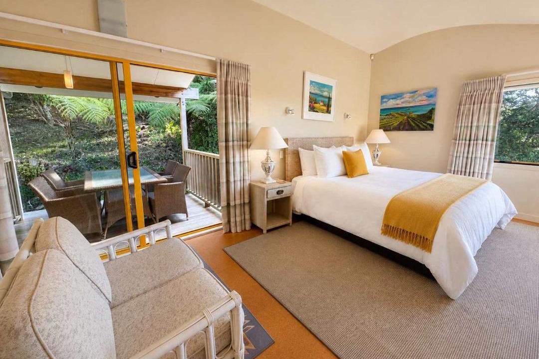 Palm Beach House | Island View - Stay Waiheke