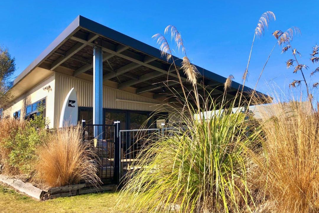Manapouri House | Funky Fiordland Holiday Home