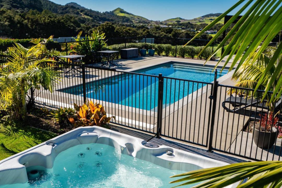 Mangawhai House | Tropical Hideaway - Mangawhai Retreat