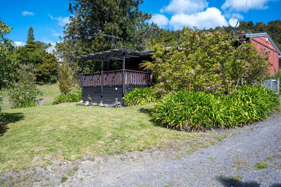 Rotoma House | Whangaroa Inlet - Lake Rotoma Holiday Home