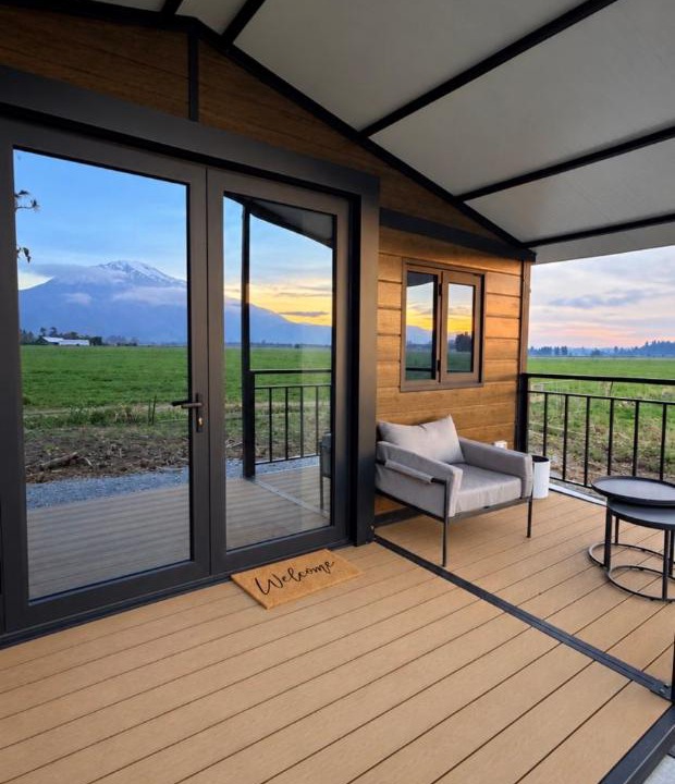 Staveley Apartment | Alpine View Lodge - A million dollar mountain view for everyone to enjoy