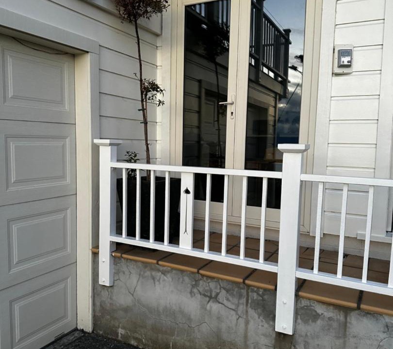 Stepneyville Apartment | Retro Seaview Studio