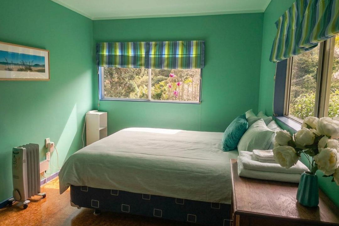 Thames Bed & Breakfast | Peaceful & private retreat in the heart of Thames