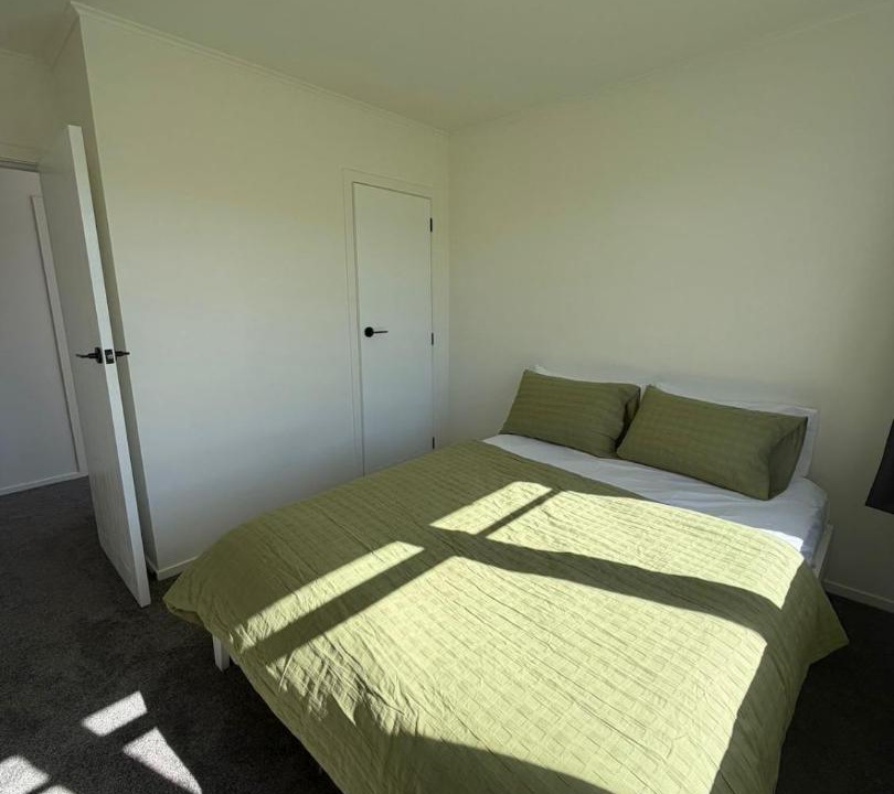 Trentham House | Comfortable & Stylish Stay in Trentham