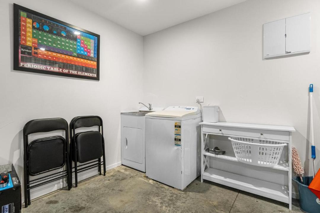 Hamilton Lake Apartment | Hamilton Lake Haven