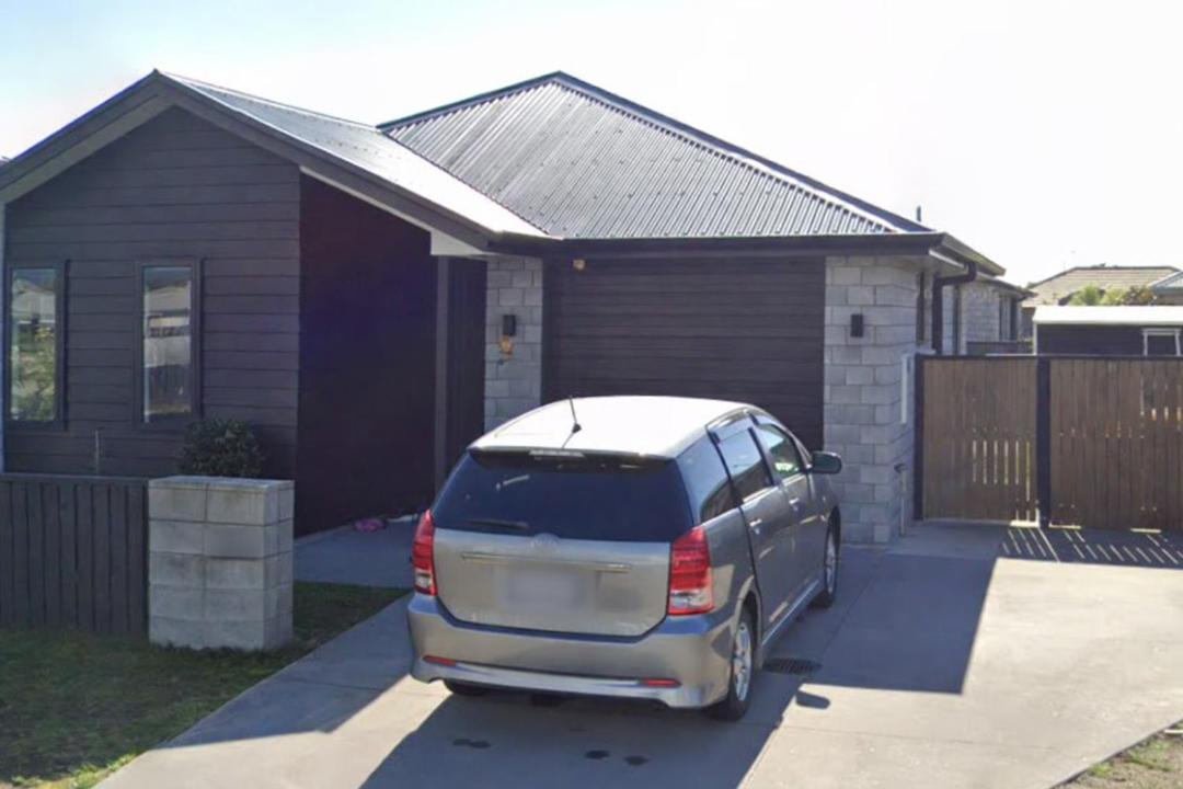 Papamoa Beach House | Papamoa Private Room & Bathroom
