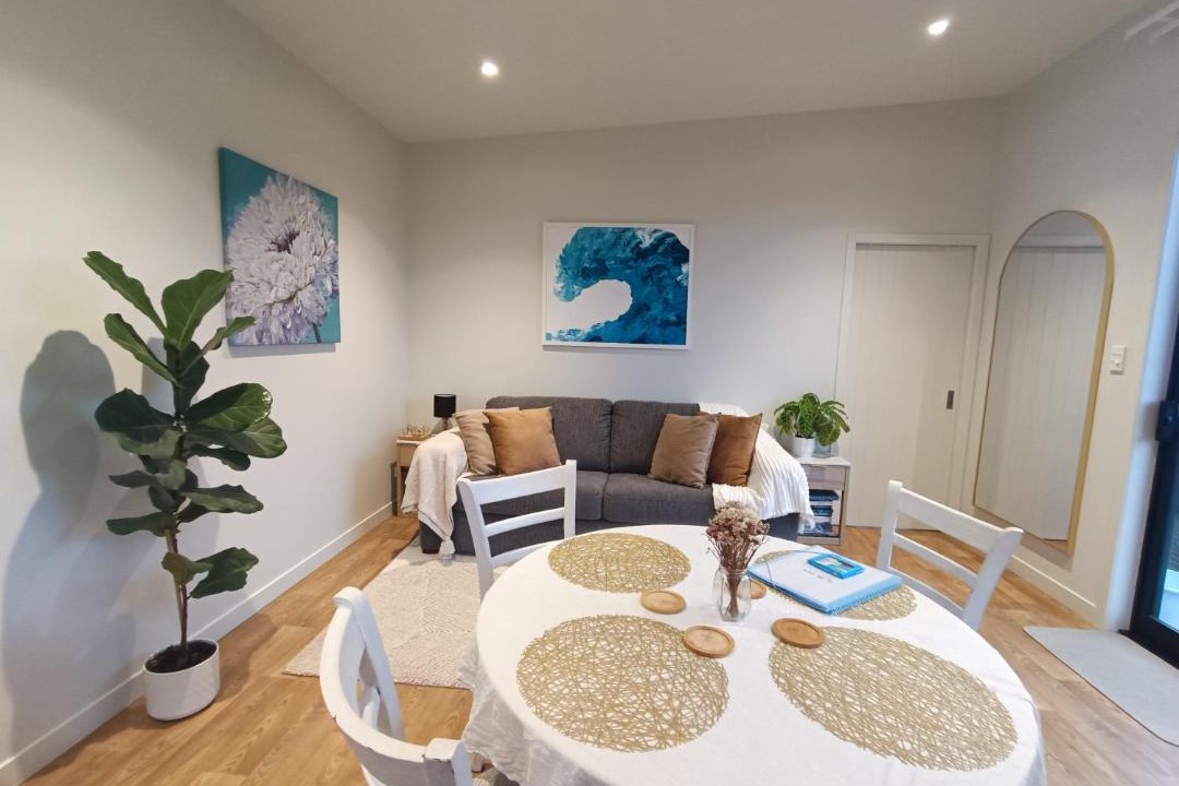 Snells Beach House | The Tiny Abode