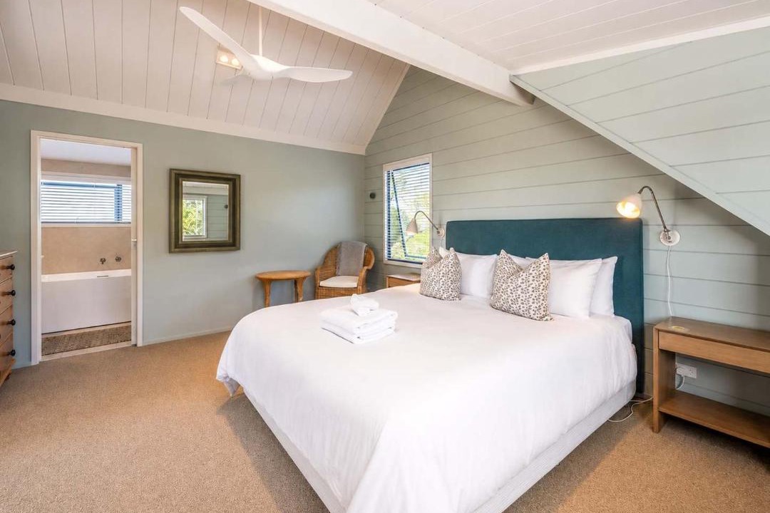 Oneroa House | Headland Views Oneroa