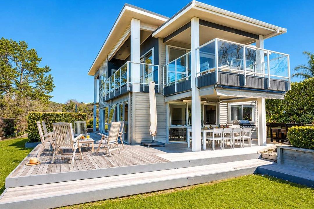 Oneroa House | Bella Seven- Stay Waiheke