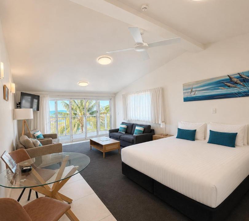 Whitianga Hotel | Baileys At The Beach