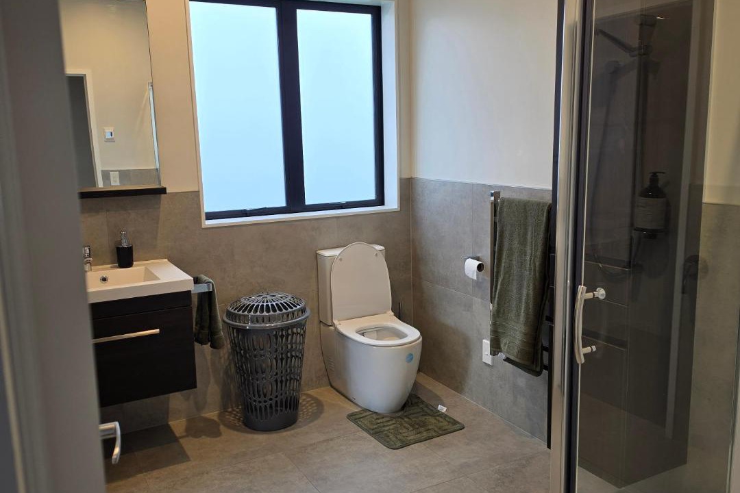 Pukekohe Apartment | Franklin's own Stay n Play Golfers dream!
