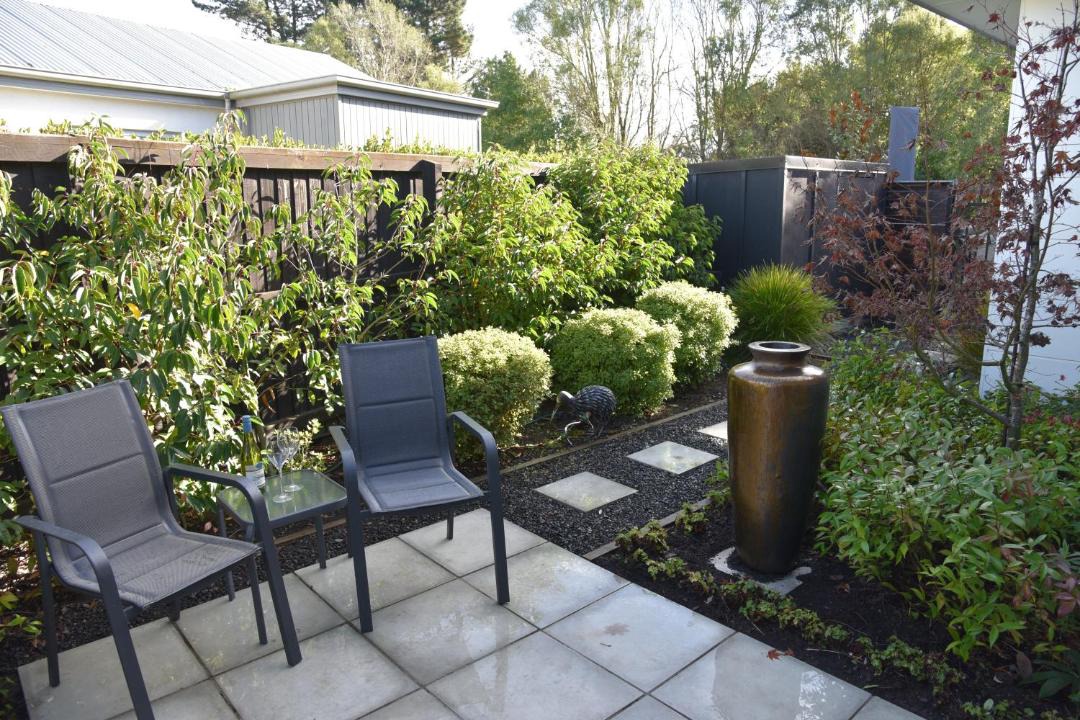 Harewood Apartment | Rojan's Roost