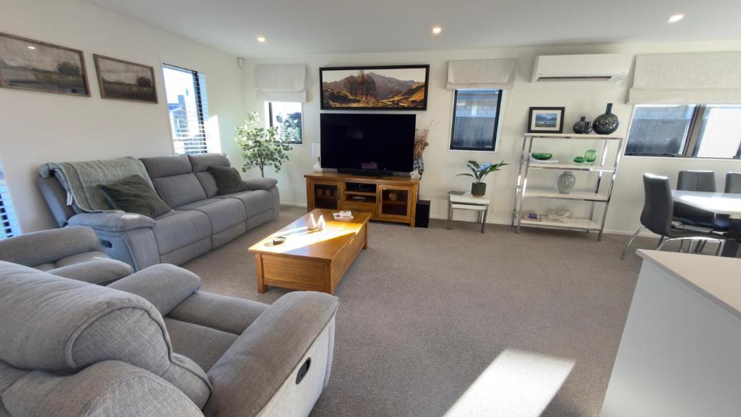 Lincoln Apartment | Family & Business Stay, near Lincoln University