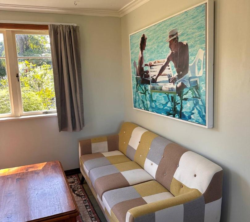 Whenuapai House | Tranquil Early 1900s Retreat in Auckland with Free Parking